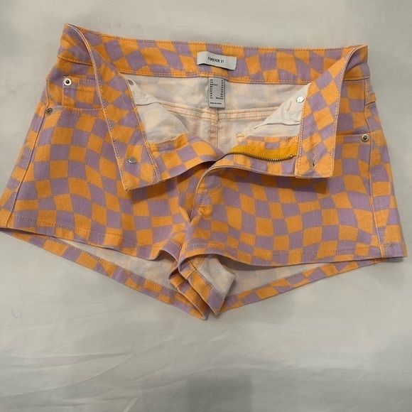 NWOT Forever 21 girl’s retro geometric color checkered denim shorts - size US25 - Picture 2 of 5
